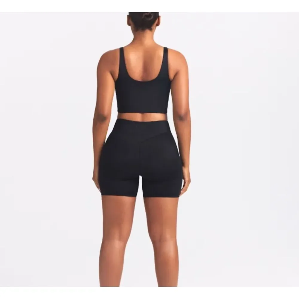 NEW NikeSKIMS Shine Scoop Neck Longline Bra Obsidian Black Small Nike SKIMS NWT